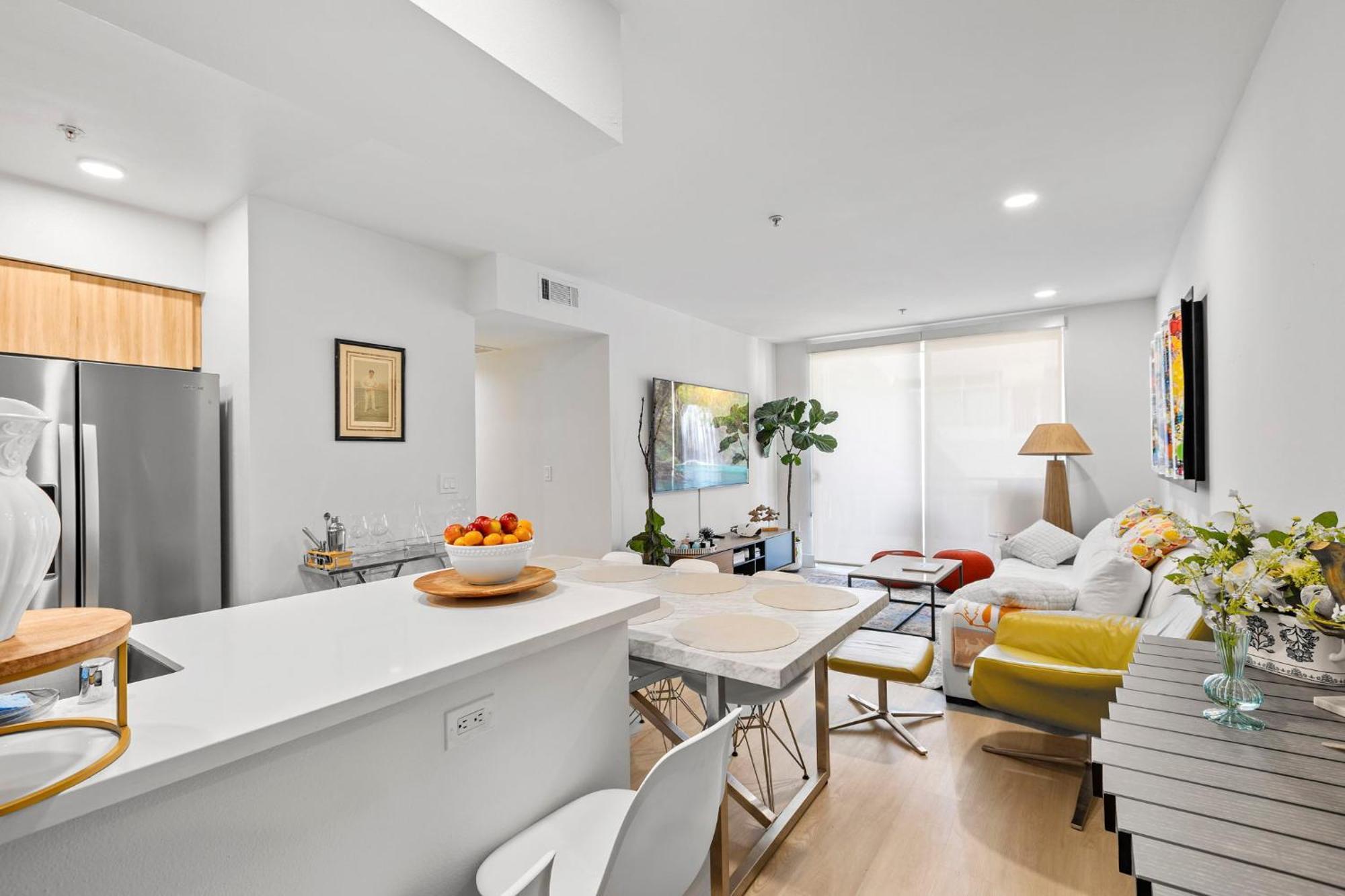 Huge Stylish Santa Mon Apartamento *